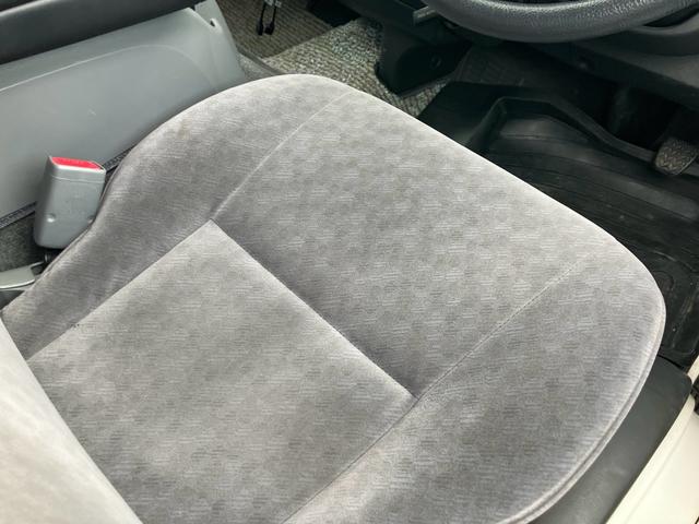 キャンピング仕様　ディスプレイオーディオ　バックカメラ　ＥＴＣ　片側パワースライドドア　キーレス　社外アルミホイール