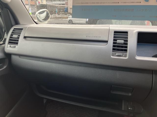 キャンピング仕様　ディスプレイオーディオ　バックカメラ　ＥＴＣ　片側パワースライドドア　キーレス　社外アルミホイール