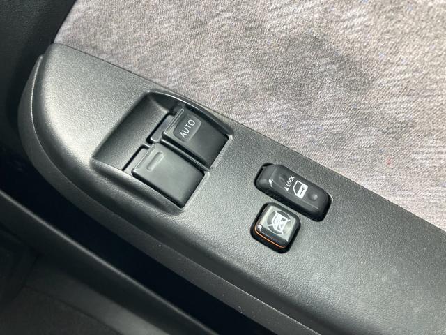 キャンピング仕様　ディスプレイオーディオ　バックカメラ　ＥＴＣ　片側パワースライドドア　キーレス　社外アルミホイール