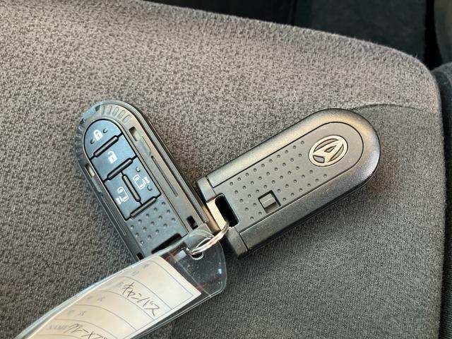 ムーヴキャンバス Ｇメイクアップ　ＳＡＩＩ　純正ナビテレビ　バックカメラ　両側パワースライドドア　ドライブレコーダー　スマートキー　プッシュスタート　セキュリティー　アイドリングストップ（18枚目）