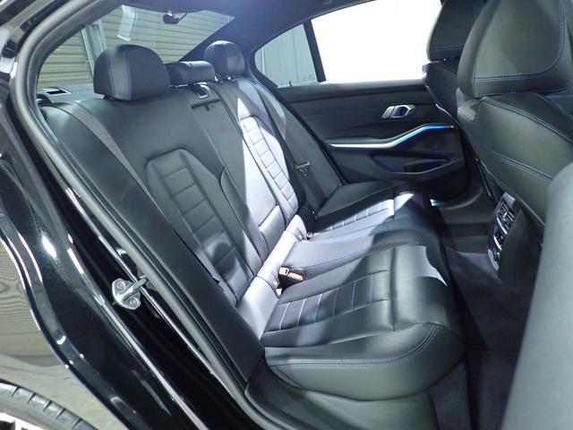 ３シリーズ ３２０ｉ　Ｍスポーツ　禁煙／インテリジェントセーフティー／純正ＨＤＤナビ／パークディスタンスコントロール／アダプティブクルーズコントロール／黒革シート／パワーシート／シートヒーター／純正１９インチアルミ／ＥＴＣ（18枚目）