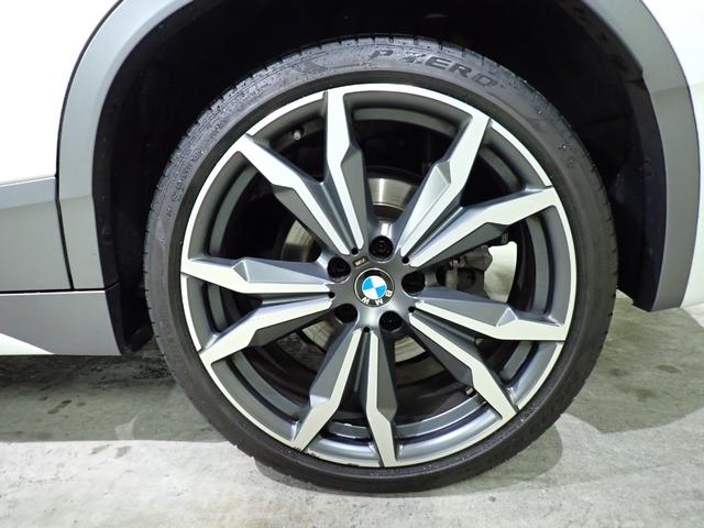 Ｘ２ ｘＤｒｉｖｅ　２０ｉ　ＭスポーツＸ　禁煙／ブラウンレザーシート／純正２０インチアルミホイール／インテリジェントセーフティー／純正ＨＤＤナビ／パワー＆シートヒーター／ヘッドアップディスプレイ／Ｂｌｕｅｔｏｏｔｈ／ＬＥＤヘッドライト（53枚目）