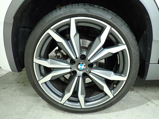 Ｘ２ ｘＤｒｉｖｅ　２０ｉ　ＭスポーツＸ　禁煙／ブラウンレザーシート／純正２０インチアルミホイール／インテリジェントセーフティー／純正ＨＤＤナビ／パワー＆シートヒーター／ヘッドアップディスプレイ／Ｂｌｕｅｔｏｏｔｈ／ＬＥＤヘッドライト（54枚目）