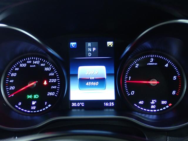 ＧＬＣ ＧＬＣ２２０ｄ　４マチック　禁煙／レーダーセーフティパッケージ／純正ＨＤＤナビ／全方位カメラ／フルセグテレビ／Ｂｌｕｅｔｏｏｔｈ／ＡＣＣ／コーナーセンサーパワーシート／ＥＴＣ／ＬＥＤヘッドライト／パワーバックドア（36枚目）
