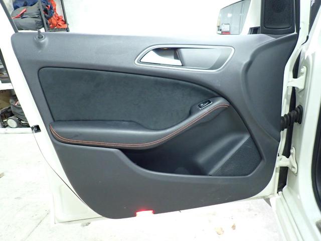 Ｂクラス Ｂ１８０　スポーツ　禁煙／レーダーセーフティパッケージ／ベーシックパッケージプラス／純正ＨＤＤナビ／Ｂｌｕｅｔｏｏｔｈ／バックカメラ／ＬＥＤヘッドライト／アダプティブクルーズコントロール／ブラインドスポットモニター（50枚目）