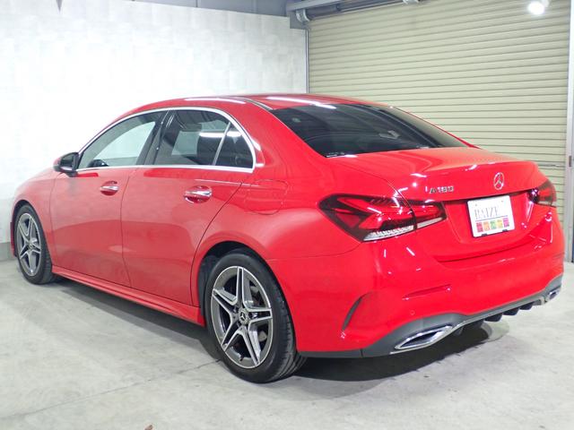 MERCEDES BENZ A-CLASS SEDAN A180 STYLE SEDAN AMG LINE
