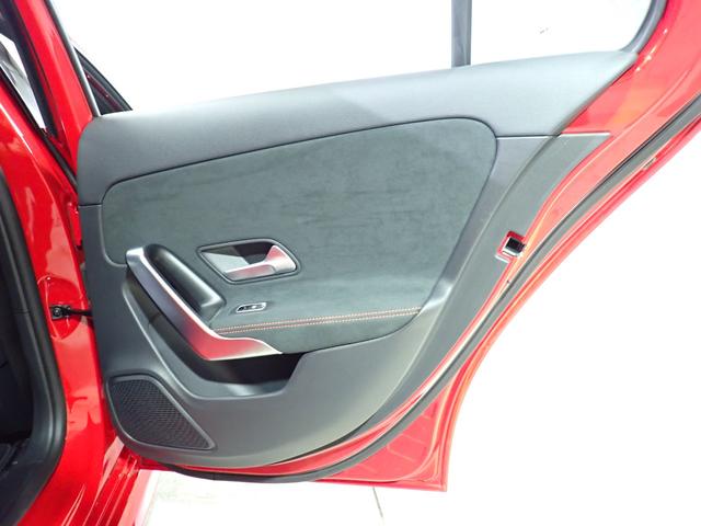 MERCEDES BENZ A-CLASS SEDAN A180 STYLE SEDAN AMG LINE