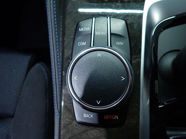 5シリーズ 523d Mスポーツ 禁煙/デビューパッケージ/インテリジェントセーフティー/純正HDDナビ/パワートランク/ソフトクローズドア/ハーマンカードンオーディオ/ヘッドアップディスプレイ/ブラインドスポットモニター(42枚目)