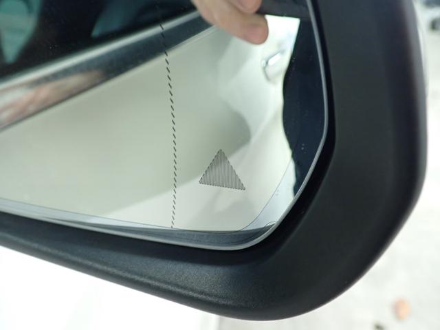 Cクラス C200アバンギャルド AMGライン 禁煙/レザーエクスクルーシブパッケージ/レーダーセーフティパッケージ/ベーシックパッケージ/黒革シート/パフュームアトマイザー/パワートランク/ヘッドアップディスプレイ/純正HDDナビ/ETC(11枚目)