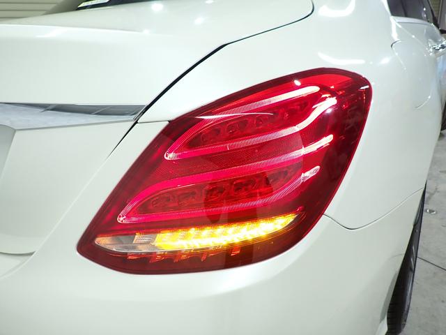 Cクラス C200アバンギャルド AMGライン 禁煙/レザーエクスクルーシブパッケージ/レーダーセーフティパッケージ/ベーシックパッケージ/黒革シート/パフュームアトマイザー/パワートランク/ヘッドアップディスプレイ/純正HDDナビ/ETC(13枚目)