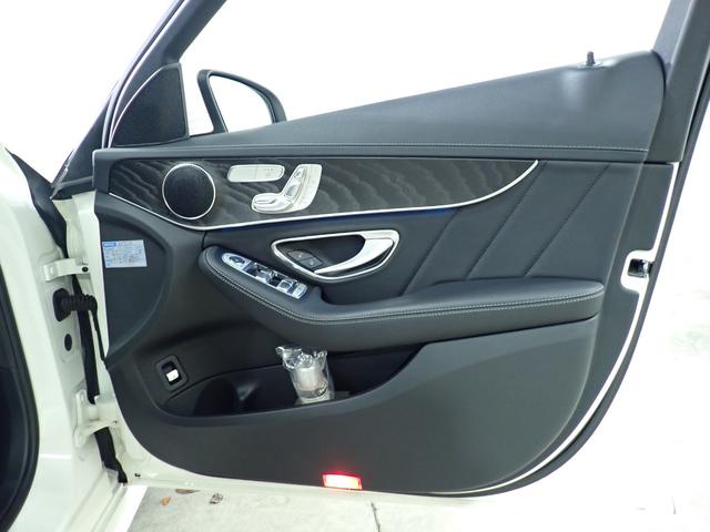 Cクラス C200アバンギャルド AMGライン 禁煙/レザーエクスクルーシブパッケージ/レーダーセーフティパッケージ/ベーシックパッケージ/黒革シート/パフュームアトマイザー/パワートランク/ヘッドアップディスプレイ/純正HDDナビ/ETC(47枚目)