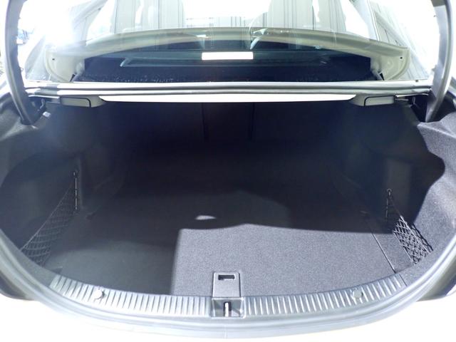 Cクラス C200アバンギャルド AMGライン 禁煙/レザーエクスクルーシブパッケージ/レーダーセーフティパッケージ/ベーシックパッケージ/黒革シート/パフュームアトマイザー/パワートランク/ヘッドアップディスプレイ/純正HDDナビ/ETC(55枚目)