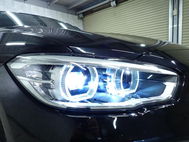 1シリーズ 118i スタイル 禁煙/インテリジェントセーフティー/純正HDDナビ/バックカメラ/フルセグテレビチューナー/Bluetooth/白黒ハーフレザーシート/LEDヘッドライト/ETC/DVD再生/クルーズコントロール(7枚目)