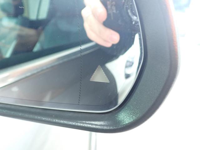 GLB GLB200d 4マチック AMGライン 禁煙/レーダーセーフティパッケージ/パノラミックスライディングルーフ/ナビゲーションパッケージ/全方位カメラ/アンビエントライト/マルチビームLED/パワーバックドア/ブラインドスポットモニター(11枚目)