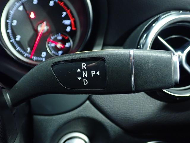 ＧＬＡクラス ＧＬＡ１８０　禁煙／レーダーセーフティパッケージ／ナビゲーションパッケージ／純正ＨＤＤナビ／フルセグテレビ／ＥＴＣ／バックカメラ／ブラインドスポットモニター／オートハイビームアシスト／ＬＥＤヘッドライト（38枚目）