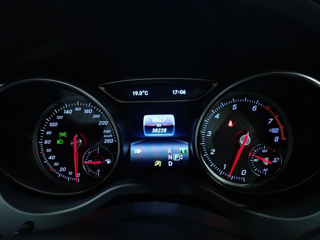 ＧＬＡクラス ＧＬＡ１８０　禁煙／レーダーセーフティパッケージ／ナビゲーションパッケージ／純正ＨＤＤナビ／フルセグテレビ／ＥＴＣ／バックカメラ／ブラインドスポットモニター／オートハイビームアシスト／ＬＥＤヘッドライト（39枚目）