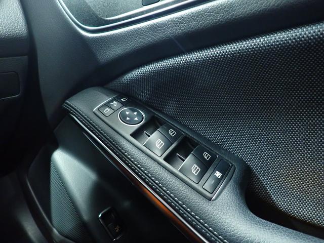 ＧＬＡクラス ＧＬＡ１８０　禁煙／レーダーセーフティパッケージ／ナビゲーションパッケージ／純正ＨＤＤナビ／フルセグテレビ／ＥＴＣ／バックカメラ／ブラインドスポットモニター／オートハイビームアシスト／ＬＥＤヘッドライト（41枚目）