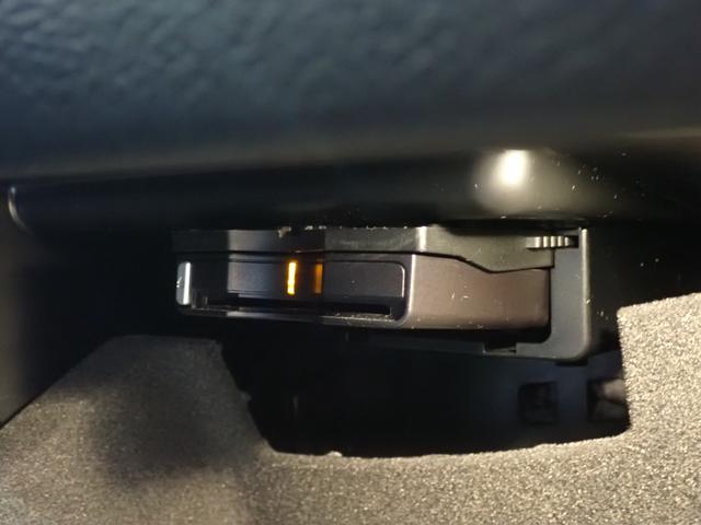 ＧＬＡクラス ＧＬＡ１８０　禁煙／レーダーセーフティパッケージ／ナビゲーションパッケージ／純正ＨＤＤナビ／フルセグテレビ／ＥＴＣ／バックカメラ／ブラインドスポットモニター／オートハイビームアシスト／ＬＥＤヘッドライト（42枚目）