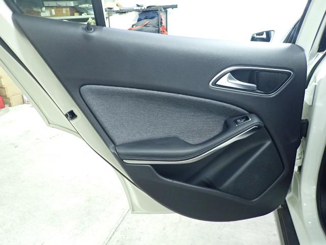 ＧＬＡクラス ＧＬＡ１８０　禁煙／レーダーセーフティパッケージ／ナビゲーションパッケージ／純正ＨＤＤナビ／フルセグテレビ／ＥＴＣ／バックカメラ／ブラインドスポットモニター／オートハイビームアシスト／ＬＥＤヘッドライト（46枚目）