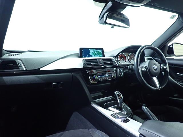 ●乗り心地と運転しやすさを重視したコックピットは、座った瞬間からドライバーの運転意欲をかき立てます！