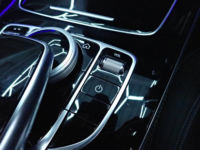 Ｅクラス Ｅ２００　アバンギャルド　スポーツ　禁煙／レーダーセーフティパッケージ／レザーパッケージ／純正ＨＤＤナビ／Ｂｌｕｅｔｏｏｔｈ／全方位カメラ／ブラインドスポットモニター／アダプティブクルーズコントロール／ハイビームアシスト（38枚目）