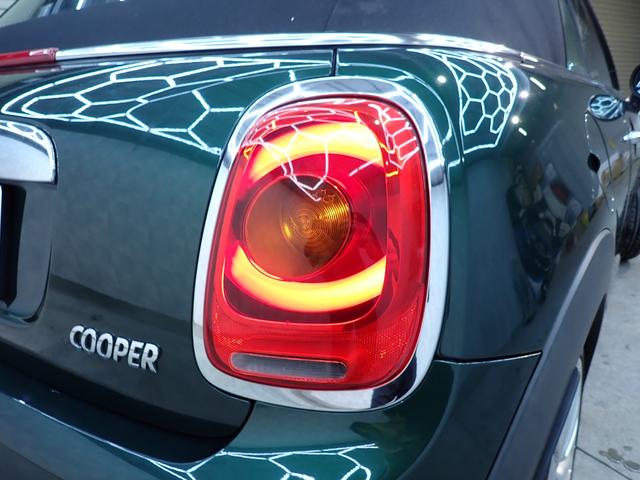 �����ÎԂ̌��_�͉���Ă���B���Ђł͂��̌��_�𖳂����ׂɃK���X�R�[�e�B���O���I�X�X�����Ă��܂��B���E���������܂�܂���I