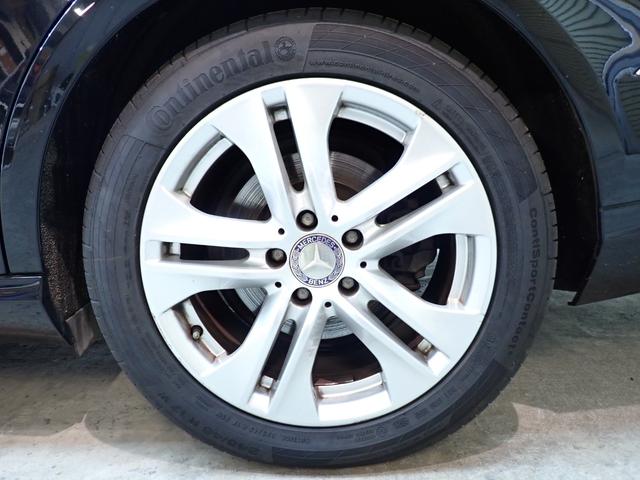 ���z�C�[���ɏ�������ꍇ�ł����y�A�����邱�Ƃ��\�ƂȂ�܂��̂ŁA����]�̕��͂��\���t�����������B