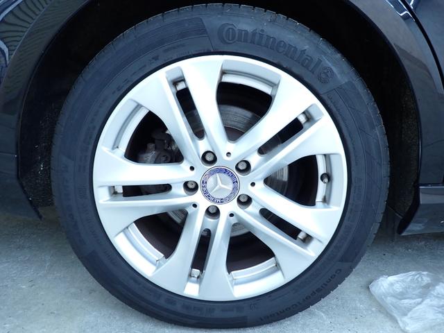 ���z�C�[���ɏ�������ꍇ�ł����y�A�����邱�Ƃ��\�ƂȂ�܂��̂ŁA����]�̕��͂��\���t�����������B