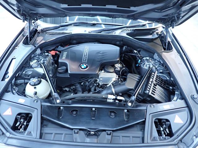 ５シリーズ ５２３ｉ　Ｍスポーツ　ＨＤＤナビ／フルセグ／Ｂｌｕｅｔｏｏｔｈ／バックカメラ／ＡＣＣ／コーナーセンサー／ブラインドスポットモニター／ＨＩＤヘッドランプ／１８インチＡＷ／パドルシフト／ミラーＥＴＣ／パワーシート（52枚目）