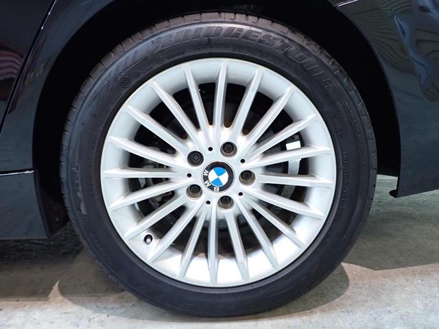 ���z�C�[���ɏ�������ꍇ�ł����y�A�����邱�Ƃ��\�ƂȂ�܂��̂ŁA����]�̕��͂��\���t�����������B