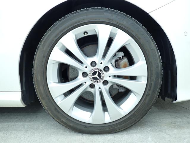 ���z�C�[���ɏ�������ꍇ�ł����y�A�����邱�Ƃ��\�ƂȂ�܂��̂ŁA����]�̕��͂��\���t�����������B