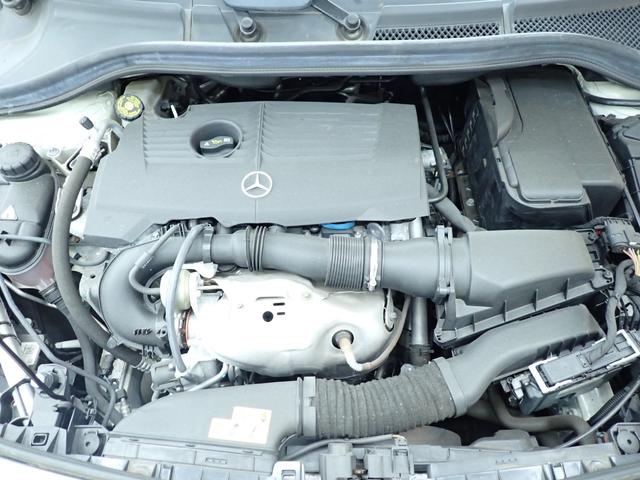 ���L�X�Ƃ����g�����N���[���ɂȂ��Ă���܂��B���[�ʂ����˔������Ă��܂��B