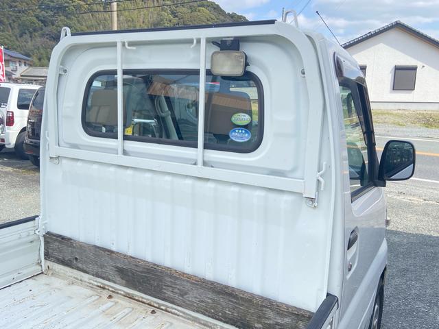 クリッパートラック ＤＸ　車検２年　エアコン　パワステ　５速マニュアル　工具箱　あおり保護ガード　ドアバイザー　荷台作業灯　走行７．７万キロ（11枚目）