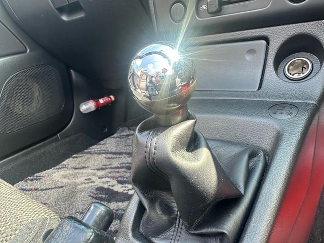 コペン アクティブトップ　車検２年　５速マニュアル　ターボ　電動オープン素早い　ＥＴＣ　キーレス　レカロシート　ＢＢＳアルミホイール　走行９．９万キロ（15枚目）