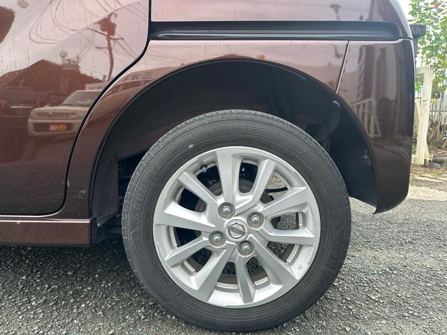 デイズルークス ハイウェイスター　Ｘ　車検整備付　メモリーナビ　全周囲カメラ　Ｂｌｕｅｔｏｏｔｈ　フルセグＴＶ　ＤＶＤ　ＣＤ　ドライブレコーダー　ＥＴＣ　電動スライドドア　ＨＩＤ　スマートキー　純正エアロ（12枚目）