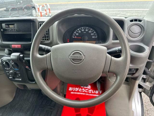 ＮＶ１００クリッパーバン ＤＸ　ＧＬパッケージ　車検２年　４速オートマ　ＥＴＣ　ドライブレコーダー　パワーウインド　キーレス　フルフラット　ドアバイザー　ワンオーナー　走行７．０万キロ（24枚目）