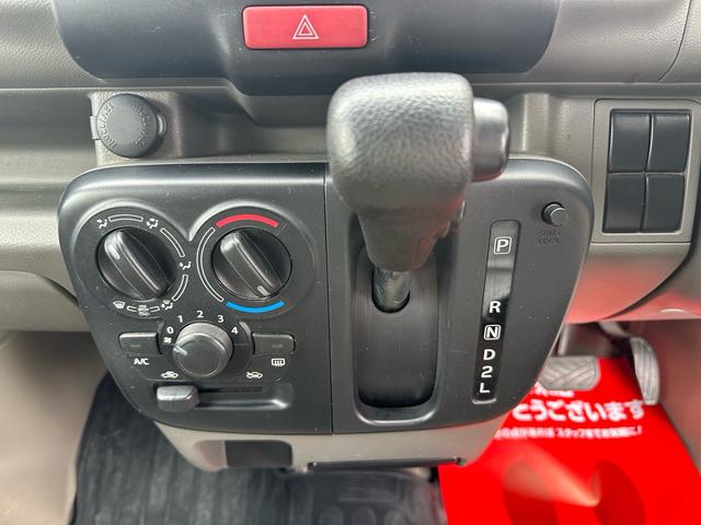 ＮＶ１００クリッパーバン ＤＸ　ＧＬパッケージ　車検２年　４速オートマ　ＥＴＣ　ドライブレコーダー　パワーウインド　キーレス　フルフラット　ドアバイザー　ワンオーナー　走行７．０万キロ（30枚目）