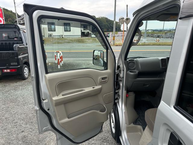 ＮＶ１００クリッパーバン ＤＸ　ＧＬパッケージ　車検２年　４速オートマ　ＥＴＣ　ドライブレコーダー　パワーウインド　キーレス　フルフラット　ドアバイザー　ワンオーナー　走行７．０万キロ（36枚目）