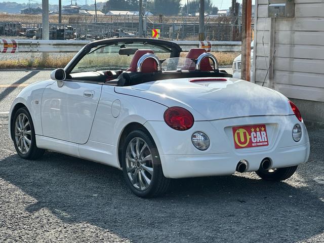 コペン アクティブトップ 車検2年付 電動オープン レッド革シート 両席シートヒーター 社外アルミホイール ETC DVD CD ブラックレザー ツインドリンクホルダー(7枚目)