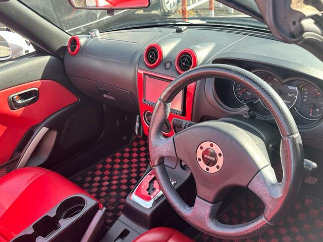 コペン アクティブトップ 車検2年付 電動オープン レッド革シート 両席シートヒーター 社外アルミホイール ETC DVD CD ブラックレザー ツインドリンクホルダー(13枚目)