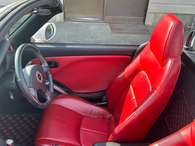 コペン アクティブトップ 車検2年付 電動オープン レッド革シート 両席シートヒーター 社外アルミホイール ETC DVD CD ブラックレザー ツインドリンクホルダー(15枚目)