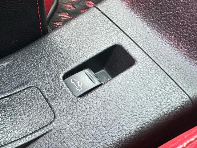 コペン アクティブトップ 車検2年付 電動オープン レッド革シート 両席シートヒーター 社外アルミホイール ETC DVD CD ブラックレザー ツインドリンクホルダー(30枚目)