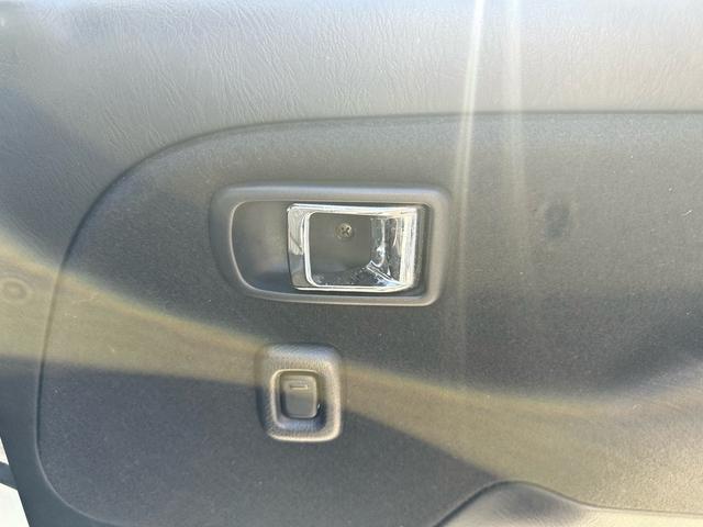 ミラジーノ ミニライトスペシャル 車検2年付き 最終モデル ミニライトアルミホイール ブラックレザーシート ブラックウッド調パネル クリアフォグランプ CD(18枚目)