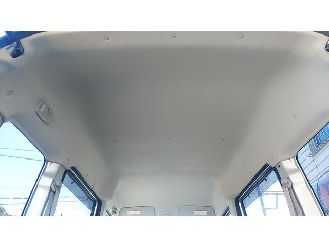 エブリイ ＰＡ　レトロバス　ビンテージバスルック　アイブロー　ホワイトレザーシートカバー　タイヤ溝多　走行１１．１万キロ（32枚目）