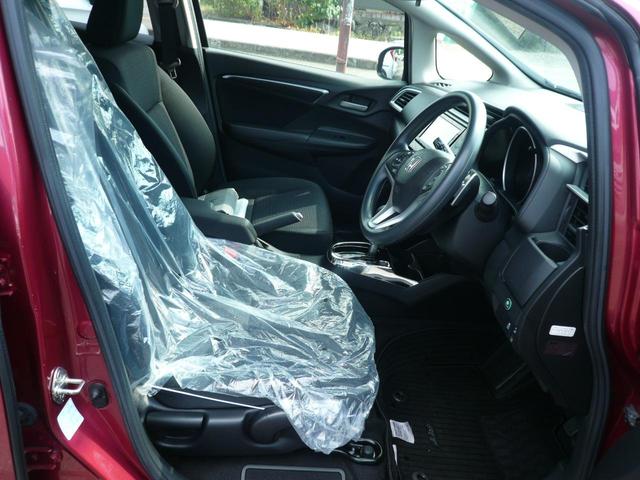 フィット 13G・S ホンダセンシング 純正インターナビ Bluetooth接続可 BカメラフロアCVT エアコン(プラズマクラスター)AW15ステアリングスイッチ クルコン スマートキー Pスタパドルシフト ドラレコ ETC 整備記録簿(43枚目)