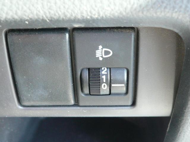 キャリイトラック KCエアコン・パワステ パートタイム4WD 5MT エアコン チューナー 荷台枠ゴム付三方間 テールゲートチェーン パワステ 350kg積載 バイザ(14枚目)