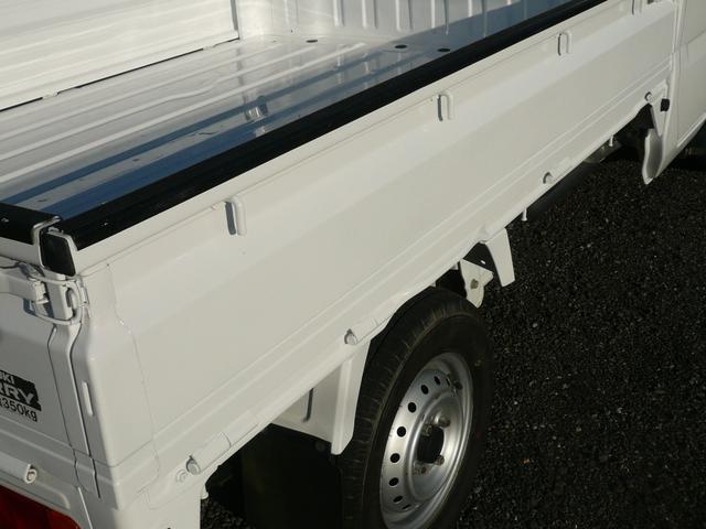 キャリイトラック KCエアコン・パワステ パートタイム4WD 5MT エアコン チューナー 荷台枠ゴム付三方間 テールゲートチェーン パワステ 350kg積載 バイザ(28枚目)