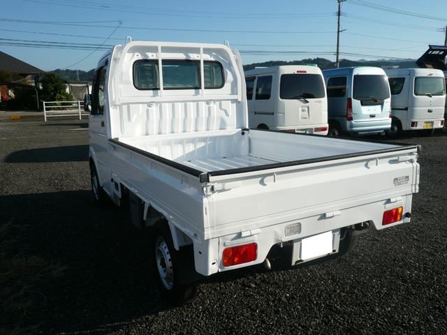 キャリイトラック KCエアコン・パワステ パートタイム4WD 5MT エアコン チューナー 荷台枠ゴム付三方間 テールゲートチェーン パワステ 350kg積載 バイザ(30枚目)