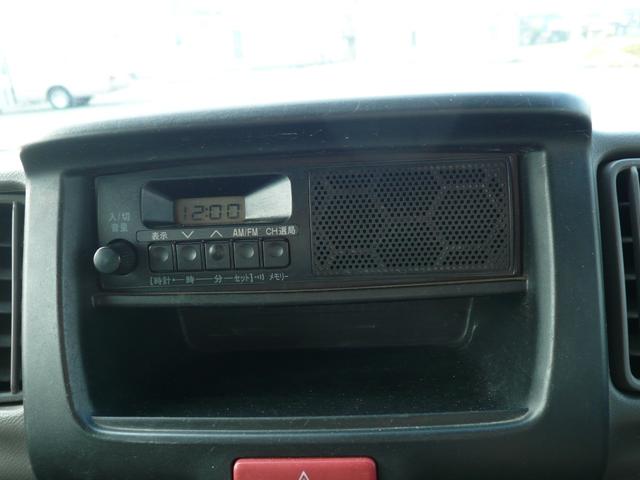 ミニキャブバン Ｇ　６代目・エブリイＯＥＭ車両　４ＡＴ　パートタイム４ＷＤ　ＡＣ　チューナー　両側スライドドア　前席パワーウィンドウ（リア席手動キーレス　ＬＥＤヘッドライト　障害物センサー　社外ＡＷ　取説　予防安全機能（11枚目）