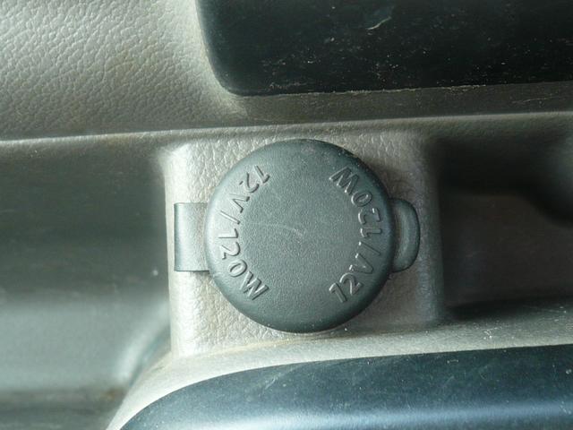 ミニキャブバン Ｇ　６代目・エブリイＯＥＭ車両　４ＡＴ　パートタイム４ＷＤ　ＡＣ　チューナー　両側スライドドア　前席パワーウィンドウ（リア席手動キーレス　ＬＥＤヘッドライト　障害物センサー　社外ＡＷ　取説　予防安全機能（31枚目）